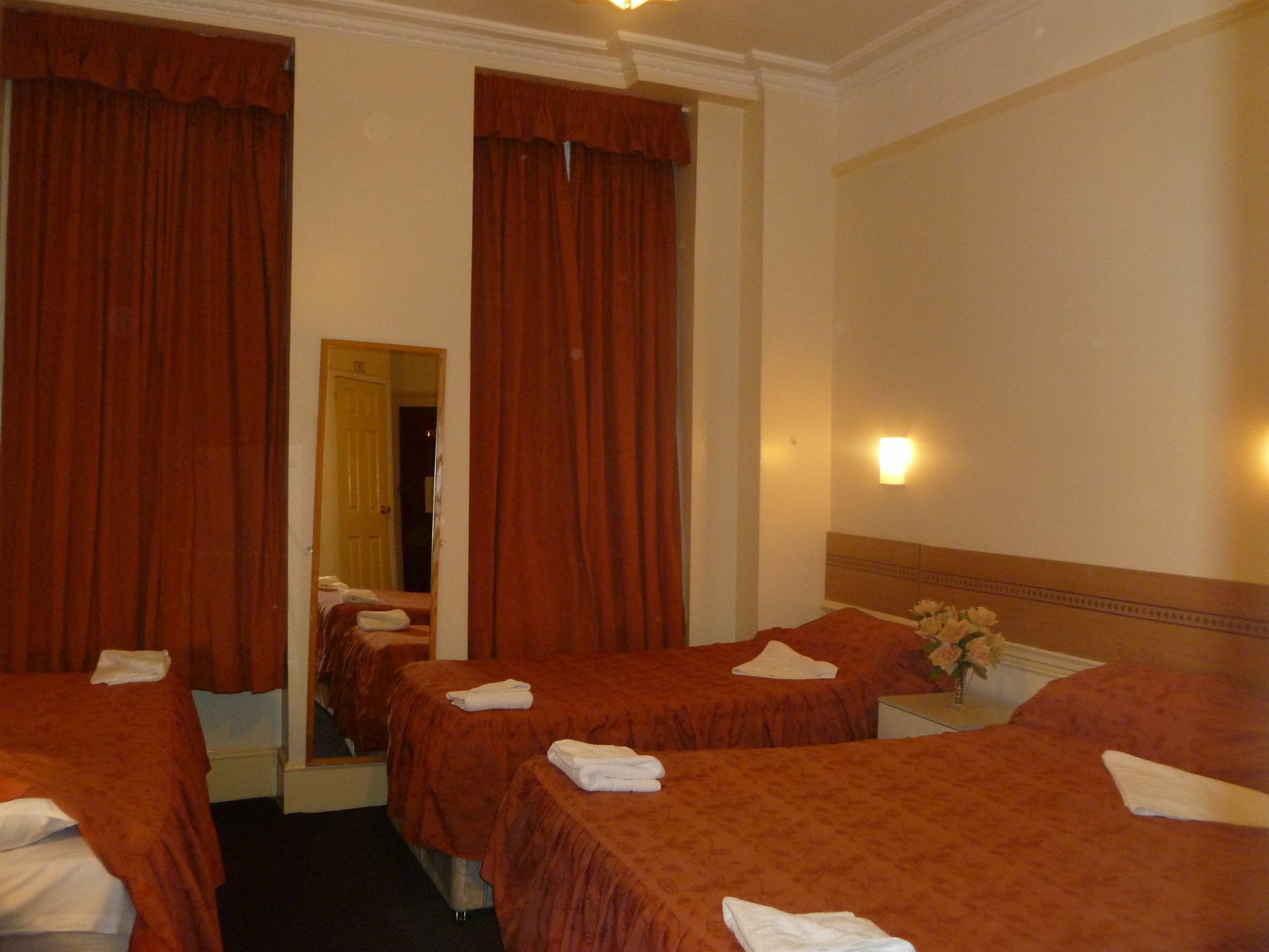 Guilford House Hotel Лондон Екстер'єр фото